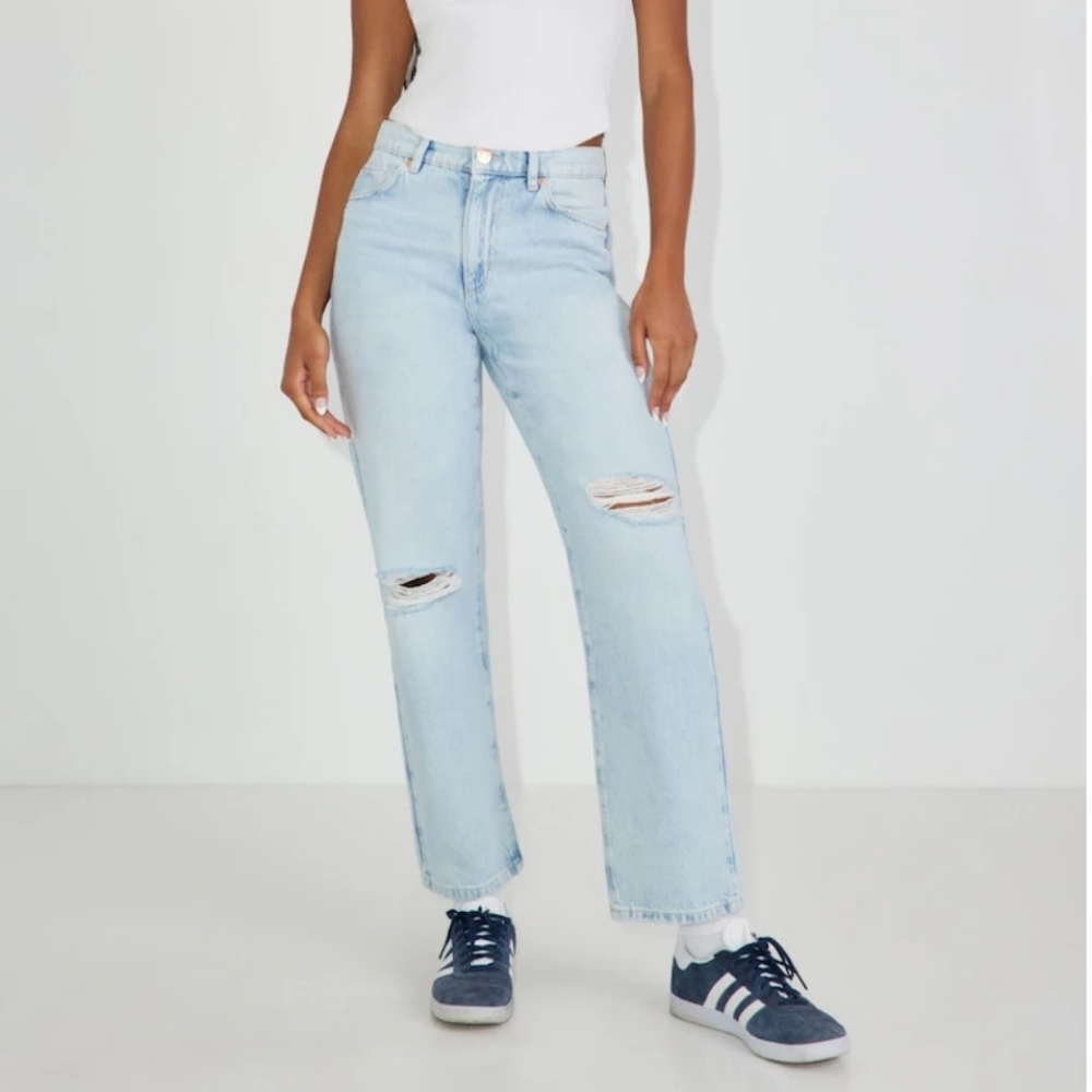 Garage Denim Light Indigo Distressed Vintage Straight Leg Jean's
